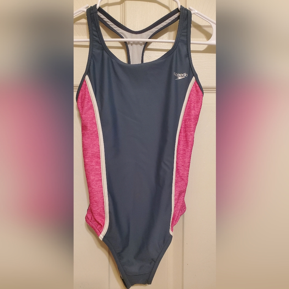 Speedo Girl’s Colorblock Swimsuit. Size 16